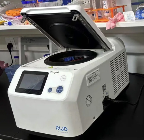 揭示细胞外排磷酸盐机制，探索人体磷酸盐转运深层机密——Nature一作颜芮